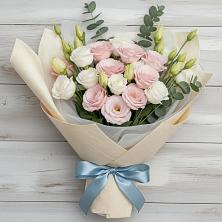 Букет цветов из:  Лизиантусы в Данилово