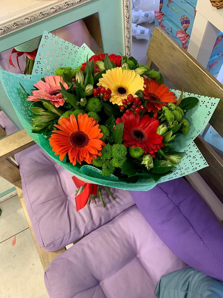 Букет цветов из: Герберы, Хризантемы и Альстромерии в Данилово