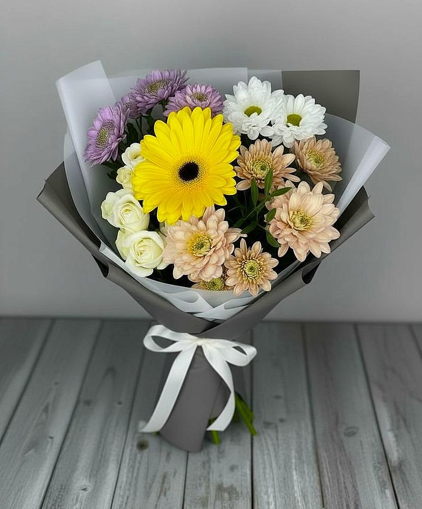 Букет цветов из: Розы, Герберы и Хризантемы в Данилово