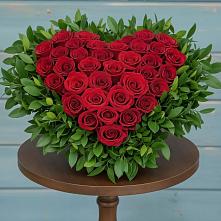 Цветочная композиция из Розы в виде сердца в Данилово