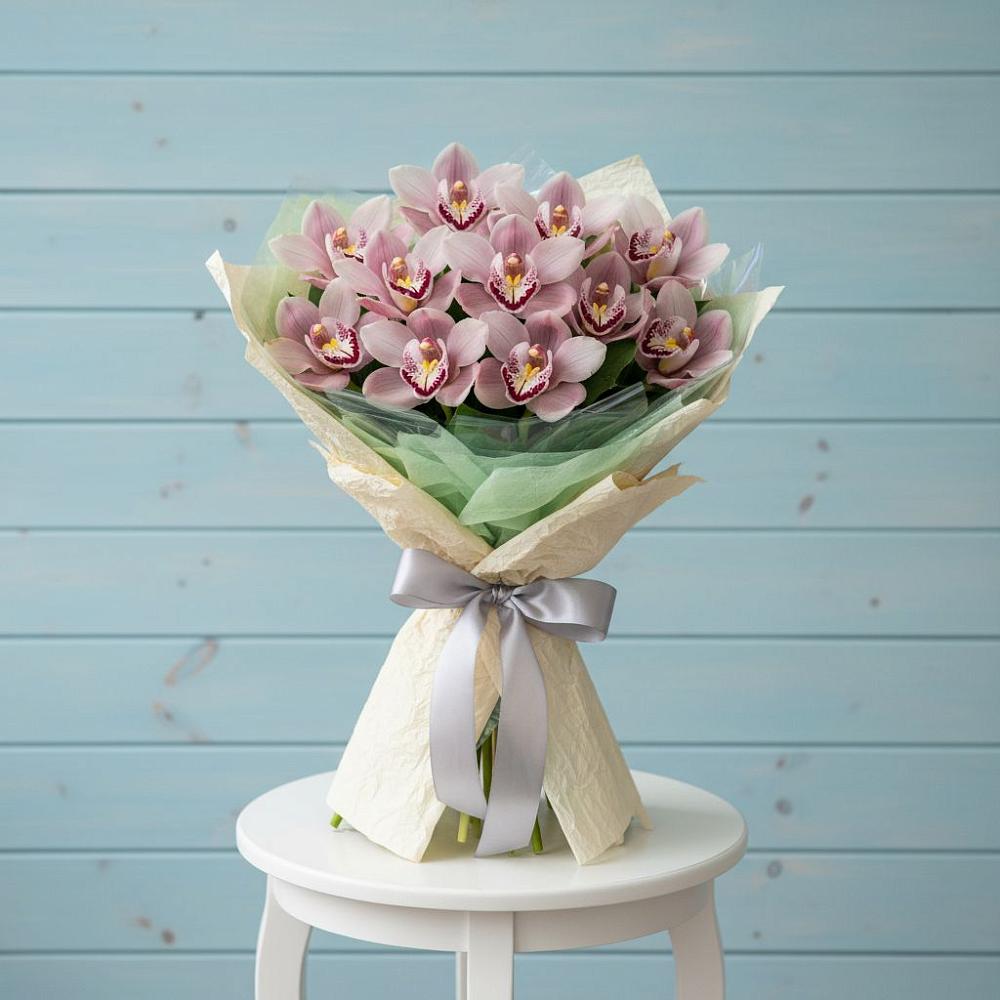 Букет цветов из: Орхидеи и Розы в Данилово