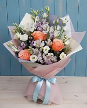 Букет цветов из:  Лизиантусы, Розы, Альстромерии и Гипсофила в Данилово