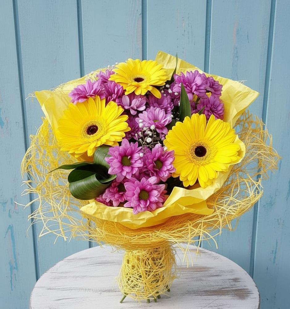 Букет цветов из: Хризантемы и Герберы в Данилово