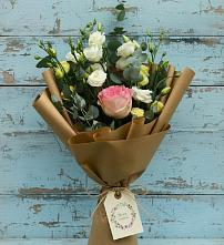 Букет цветов из:  Розы и Лизиантусы в Данилово