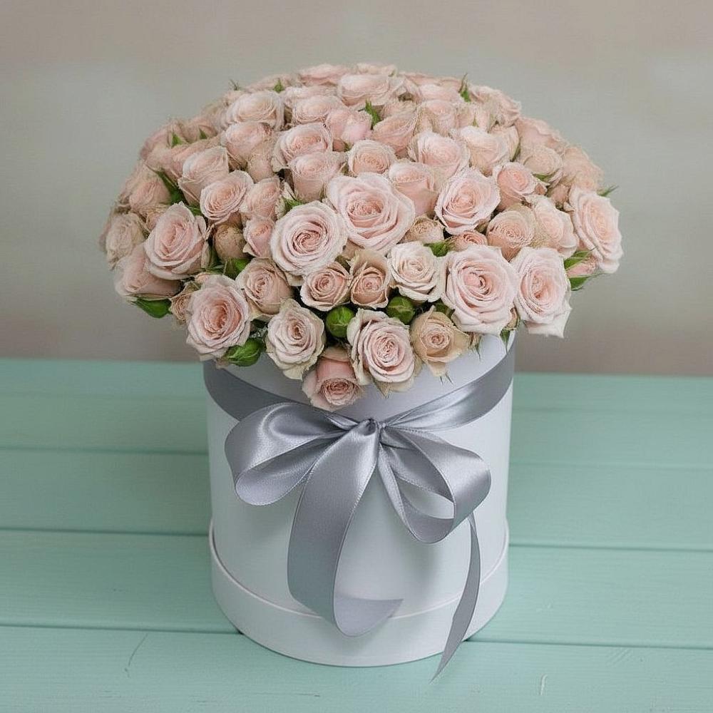 Цветочная композиция из Розы в шляпной коробке в Данилово